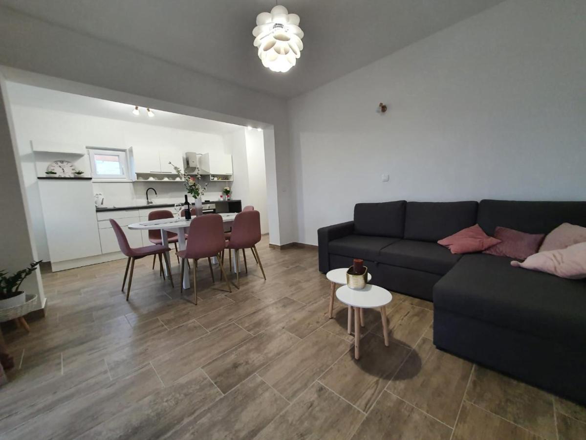 Apartman Skolj Jovici  Esterno foto