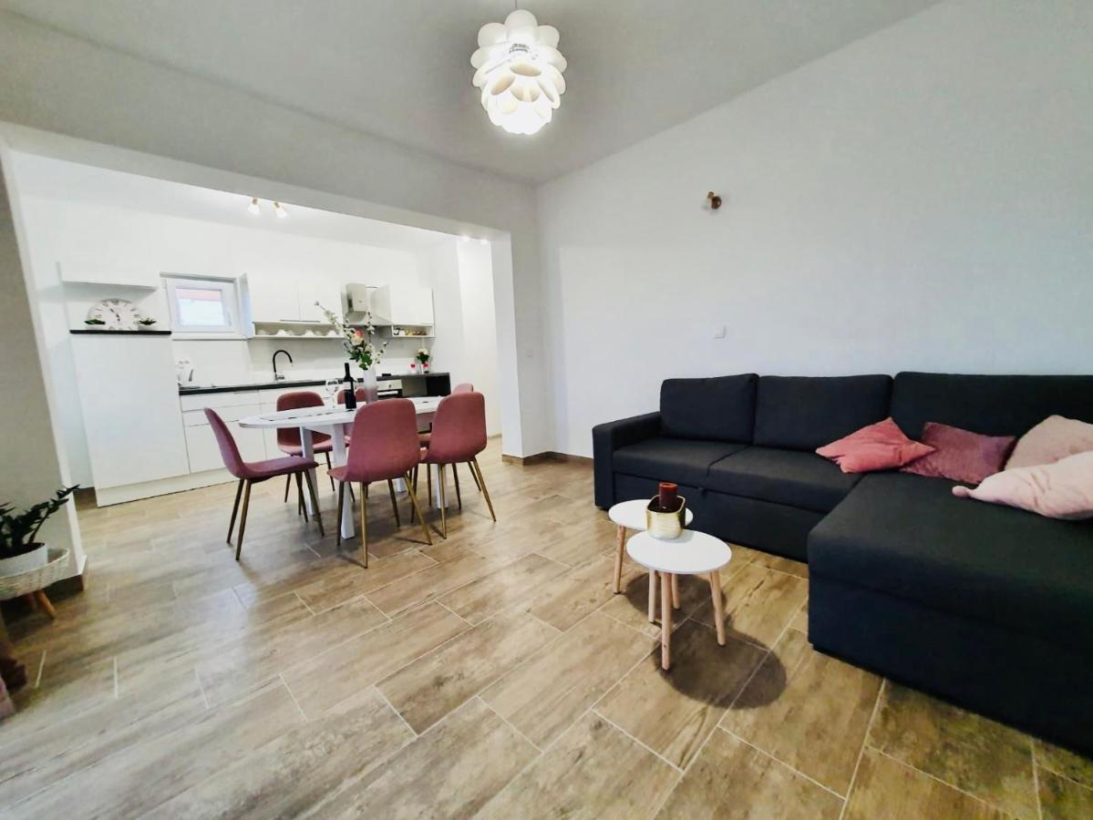 Apartman Skolj Jovici  Esterno foto